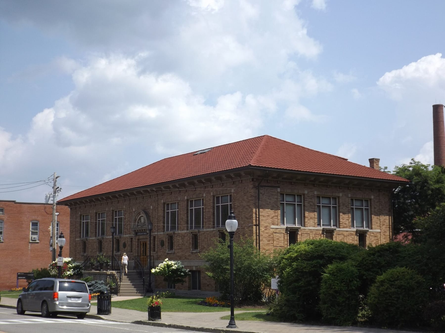 Alfred University building (photograph from the Wikimedia Commons category Alfred University)