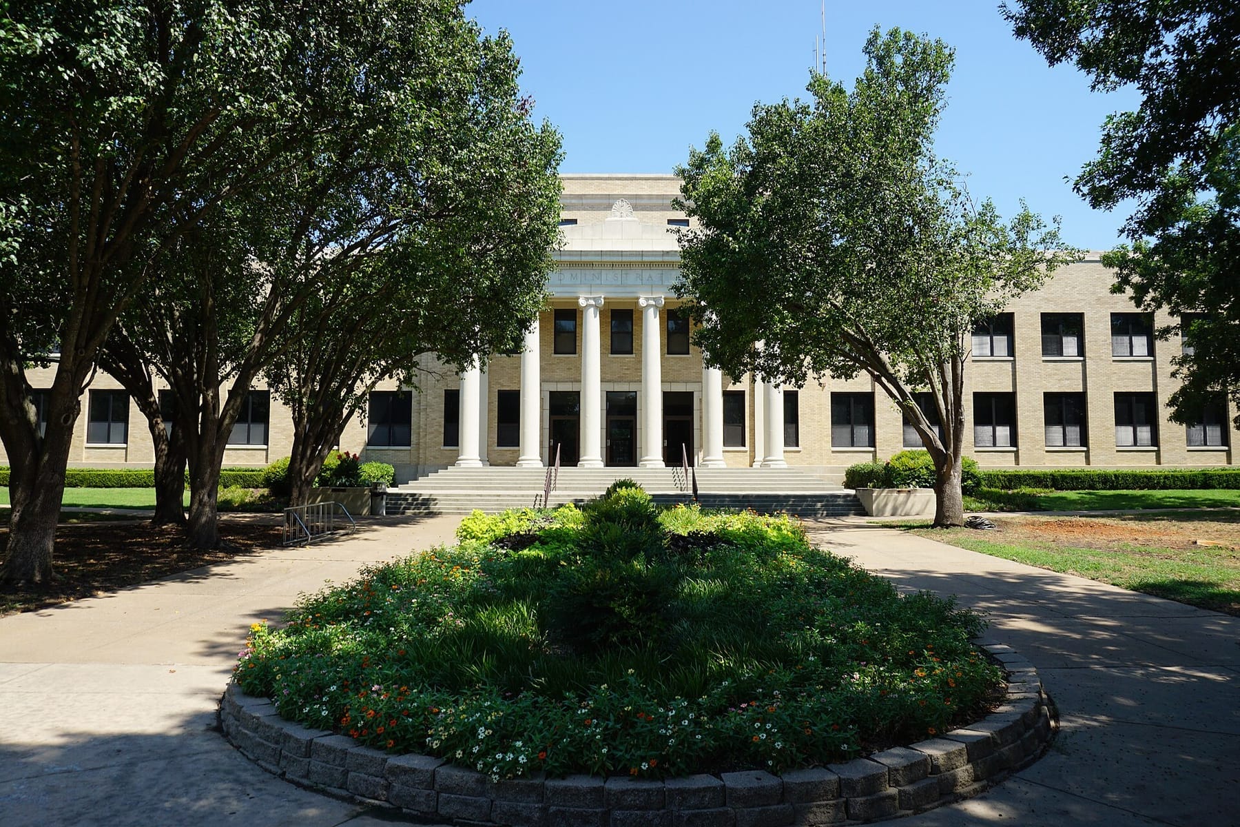 Austin College July 2016 13 (Caruth Administration Building) (photograph from the Wikimedia Commons category Austin College)