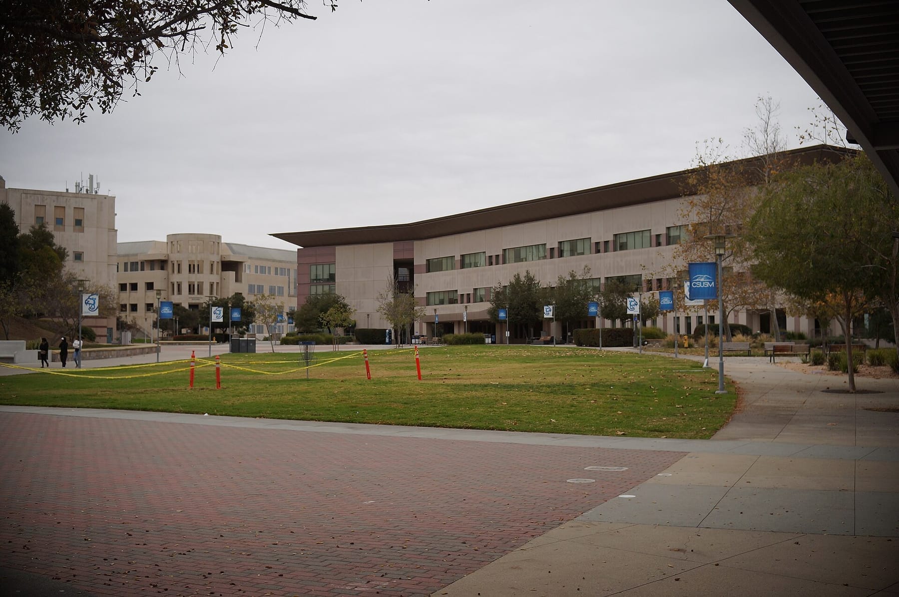 Kellogg Library (photograph from the Wikimedia Commons category California State University, San Marcos)