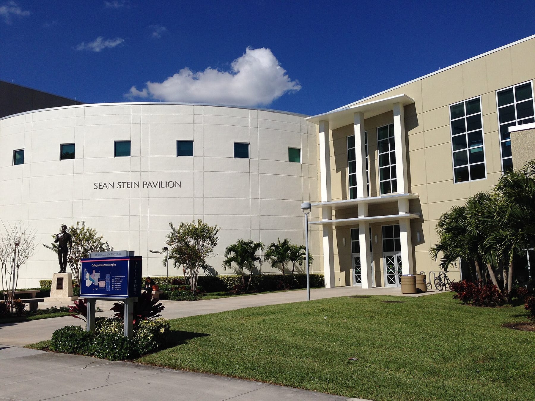 FAU Sean Stein Pavilion (photograph from the Wikimedia Commons category Florida Atlantic University)
