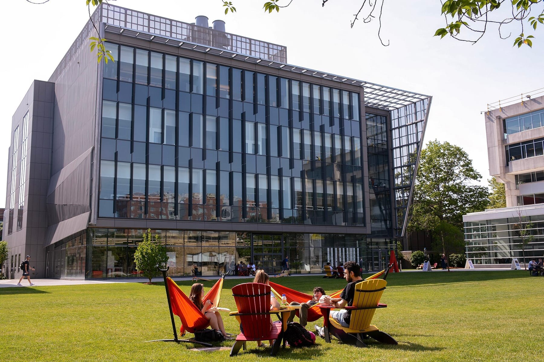 CEIS building and quad - wentworth (photograph from the Wikimedia Commons category Wentworth Institute of Technology)